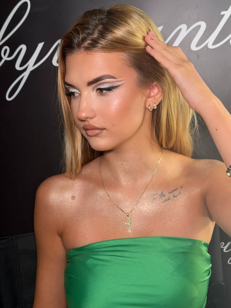 Portofoliu Salon Infrumusetare Bragadiru - Emyluiza.ro